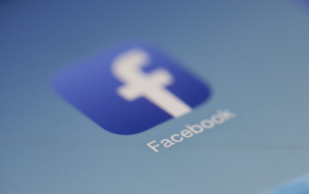 facebook | How Local Car Dealerships Use Social Media
